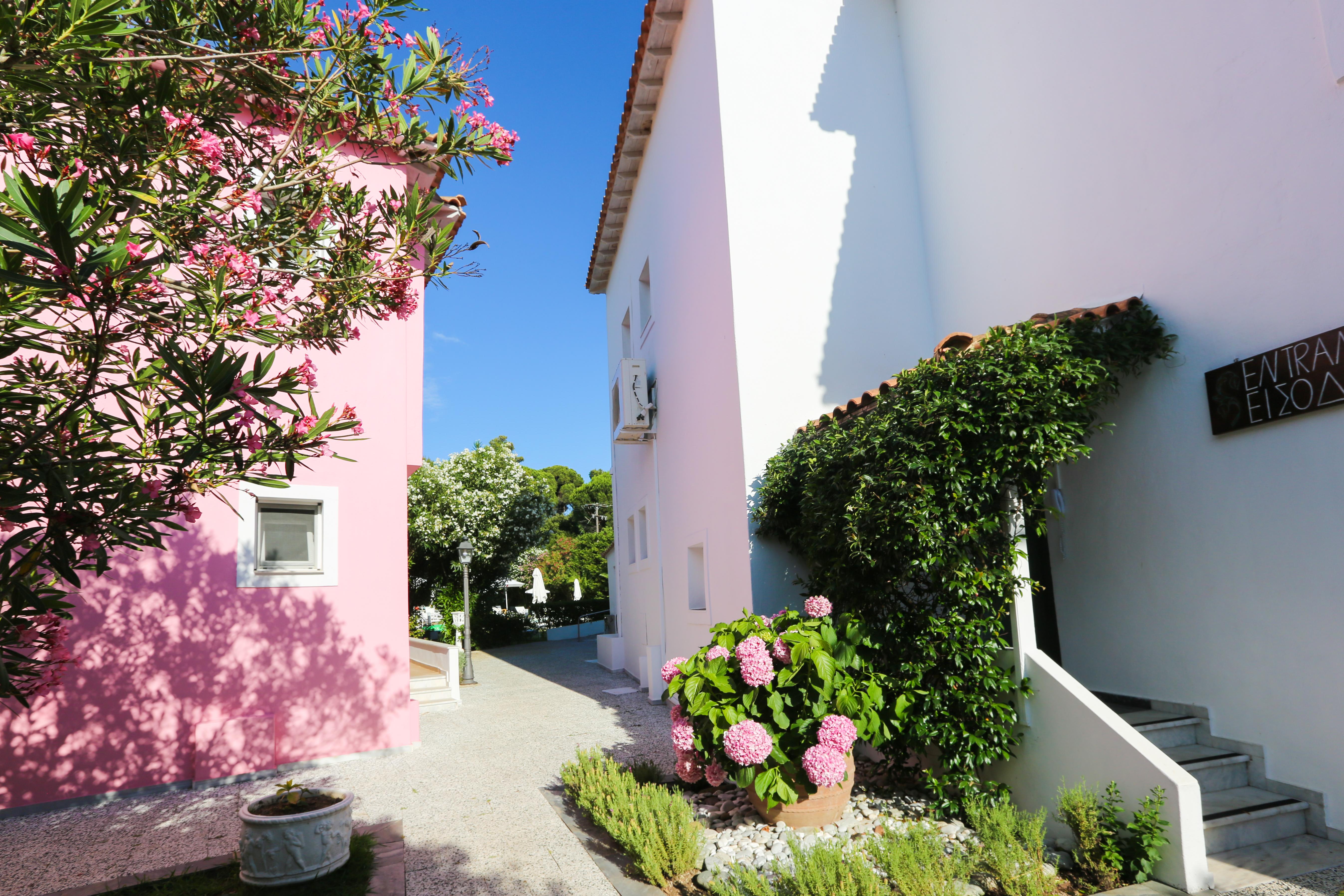 Mandraki Village Boutique Hotel Koukounaries Eksteriør bilde